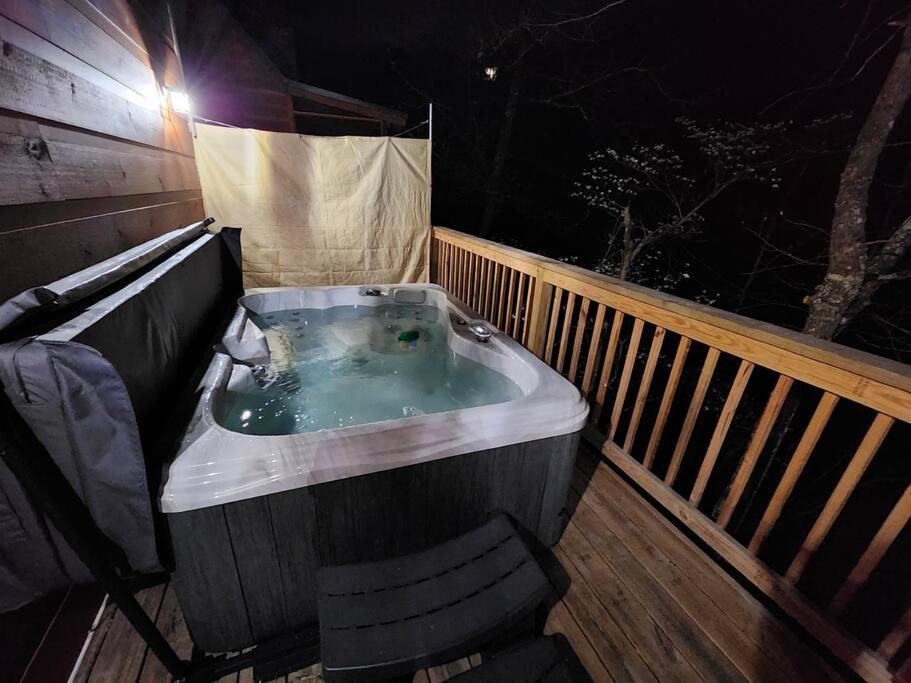 Dancing Bear Cabin- Relax & Enjoy! Sevierville Luaran gambar