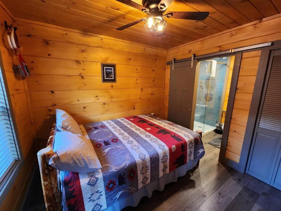 Dancing Bear Cabin- Relax & Enjoy! Sevierville Luaran gambar