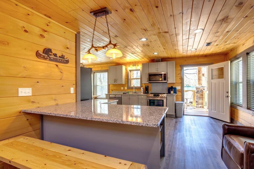 Dancing Bear Cabin- Relax & Enjoy! Sevierville Luaran gambar